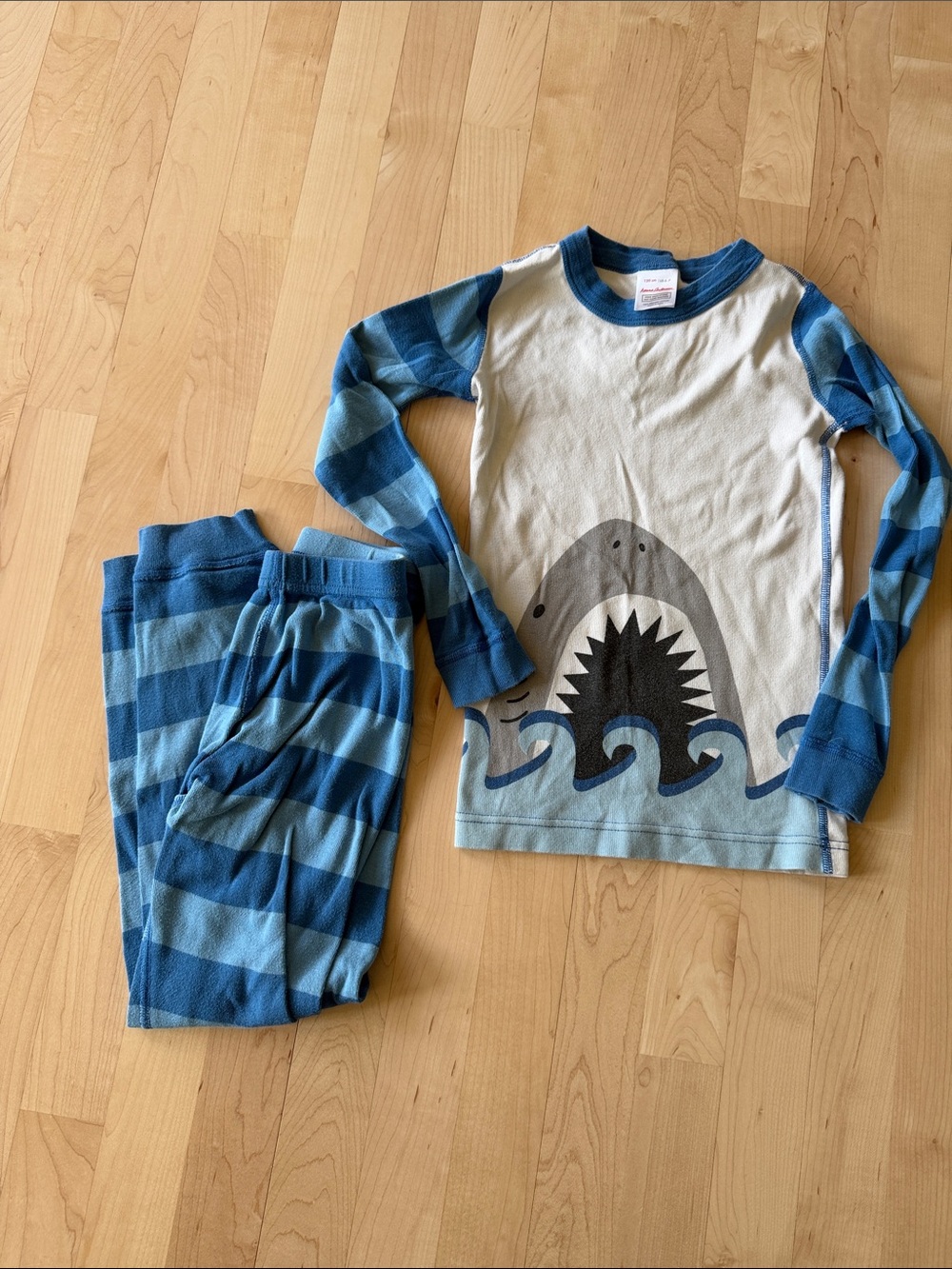 Hanna Andersson Blue Striped Shark Pajama Set